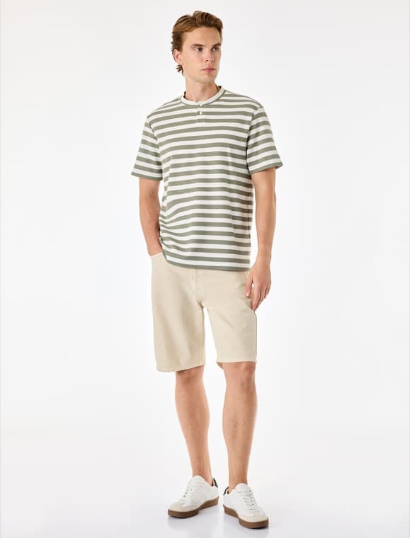 Regular Fit Kısa Kollu Düğmeli Henley Yaka Çizgili Tişört — 2